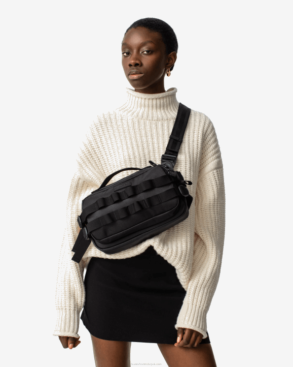 UK Hunter Men Explorer Multiway Crossbody Bag Black 28BV464