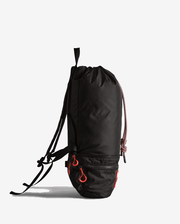 UK Hunter Men Travel Ripstop Recycled Nylon Two-Way Backpack Black/Red Box Logo 28BV406