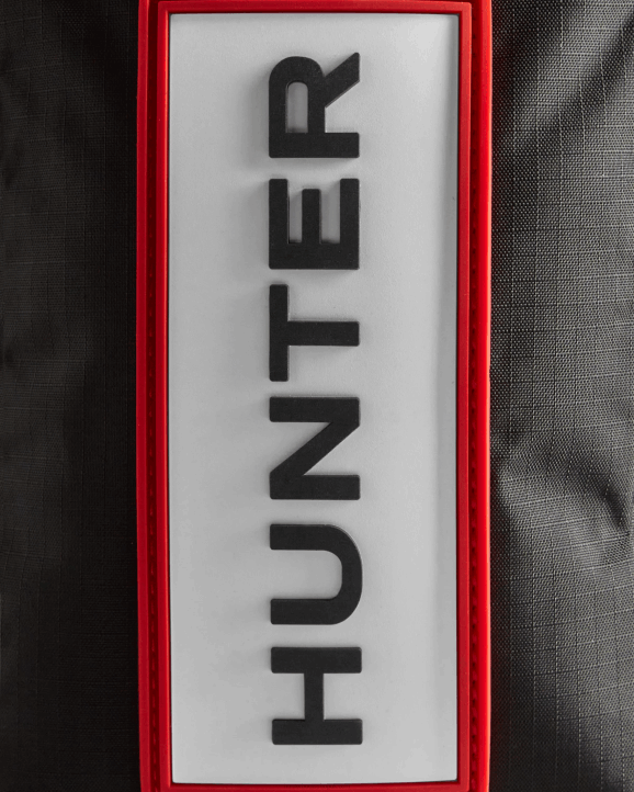 UK Hunter Men Travel Ripstop Recycled Nylon Phone Pouch Black/Red Box Logo 28BV377