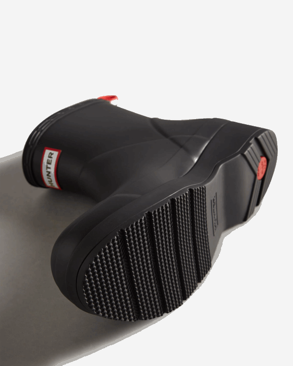 UK Hunter Men Play Short Rain Boots Black 28BV525