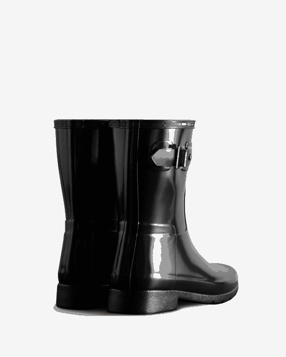 UK Hunter Women Refined Slim Fit Short Gloss Rain Boot Black 28BV178