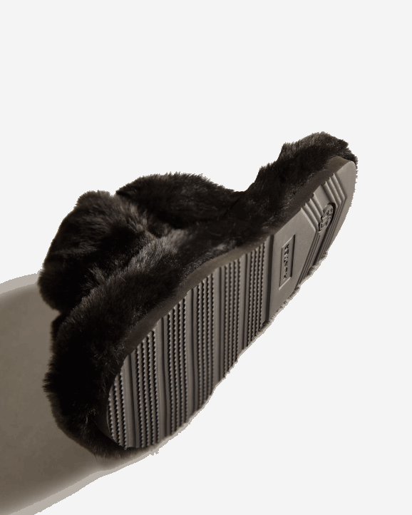UK Hunter Women Faux Fur Flatform Crossover Slide Black 28BV324