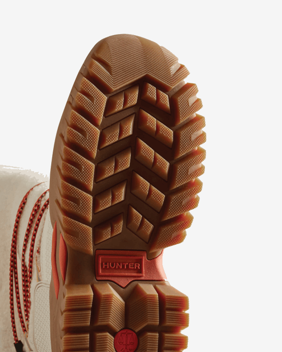 UK Hunter Women Wanderer Vegan Shearling Insulated Tall Snow Boots White Willow/Gum 28BV209