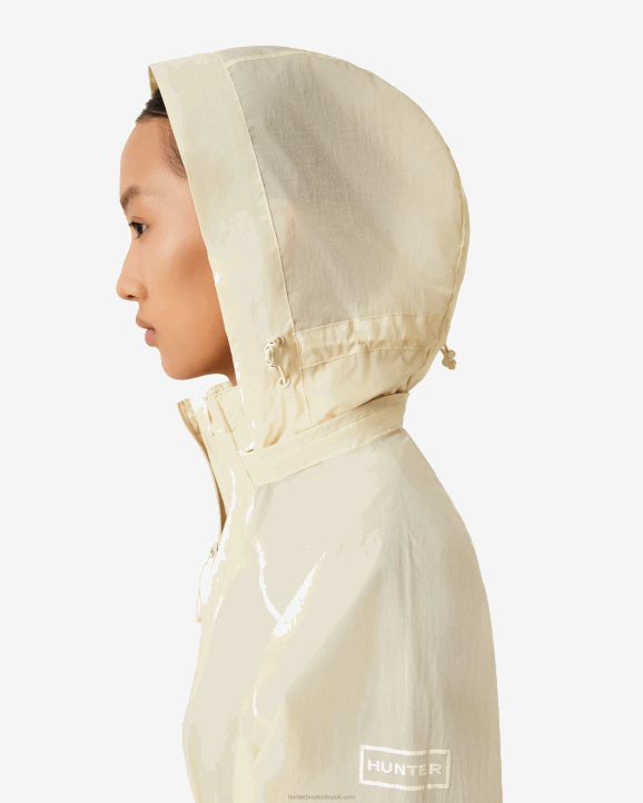 UK Hunter Women Travel Recycled Nylon Shell Jacket Shaded White 28BV344