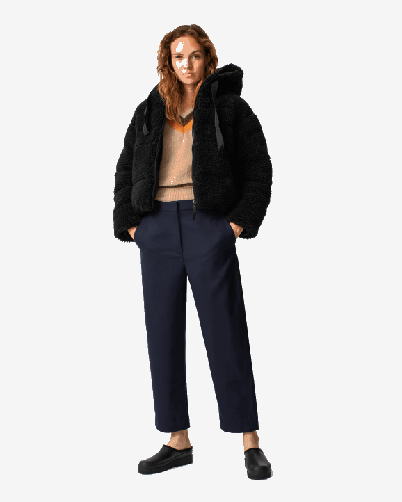 UK Hunter Women Wanderer Vegan Shearling Insulated Short Puffer Jacket Hunter Black 28BV372